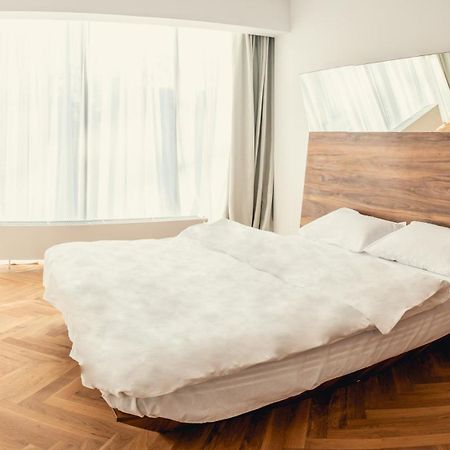 Aparthotel Blend City Center Bukarest Zimmer foto